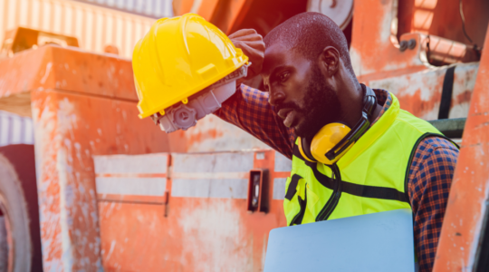 Heat stressed male worker 1100x550