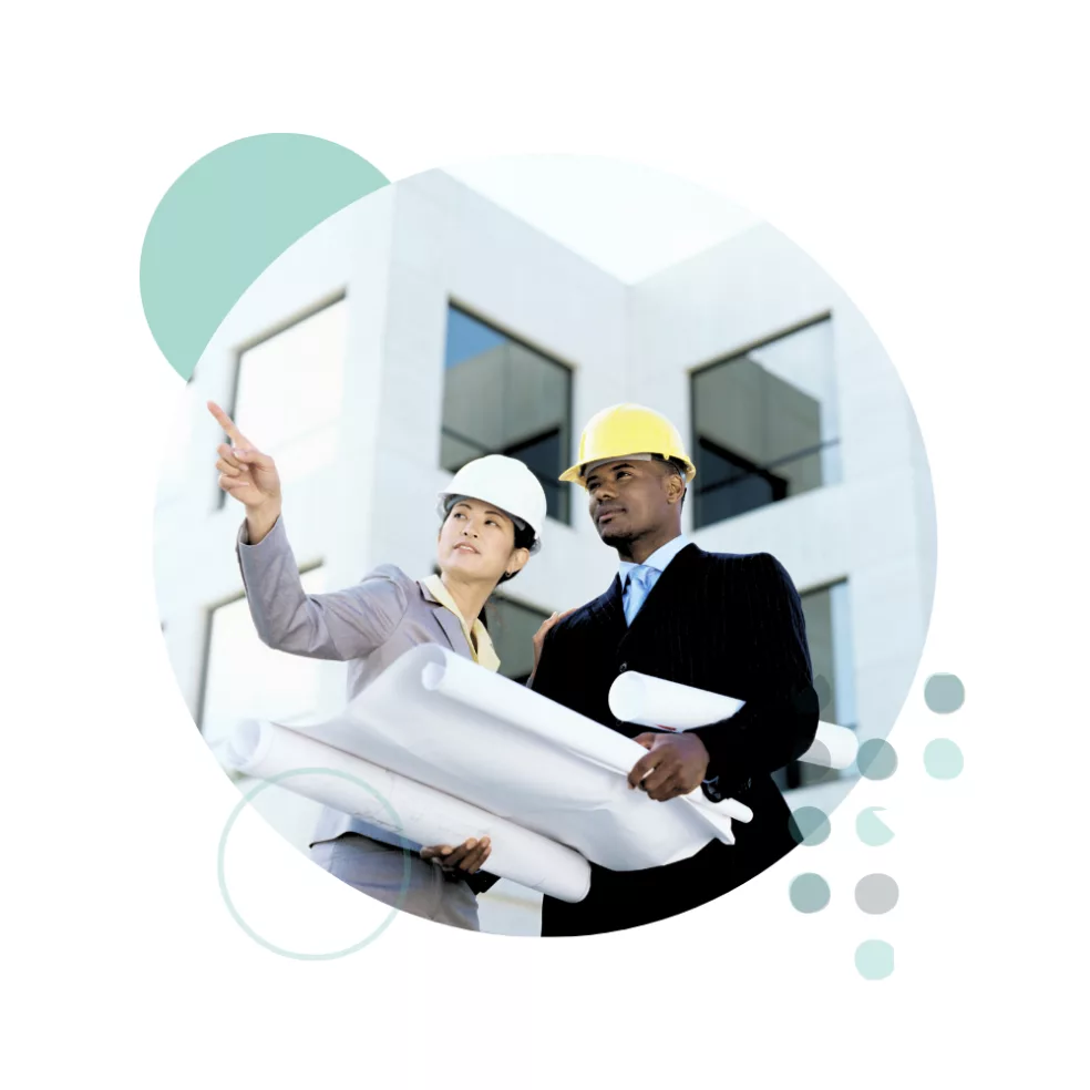 contractors-reviewing-building-plan